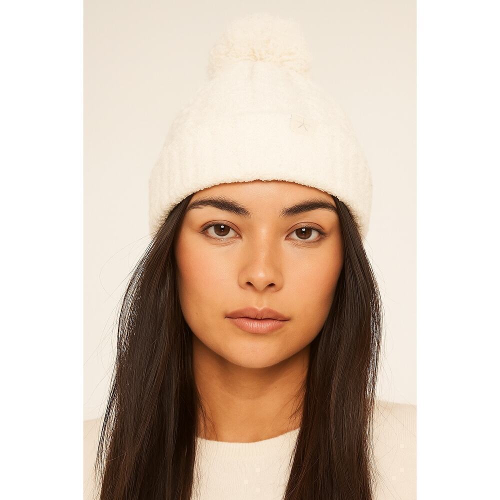 Barefoot Dreams Cozychic Cable Beanie with Pom Pom Cream NEW